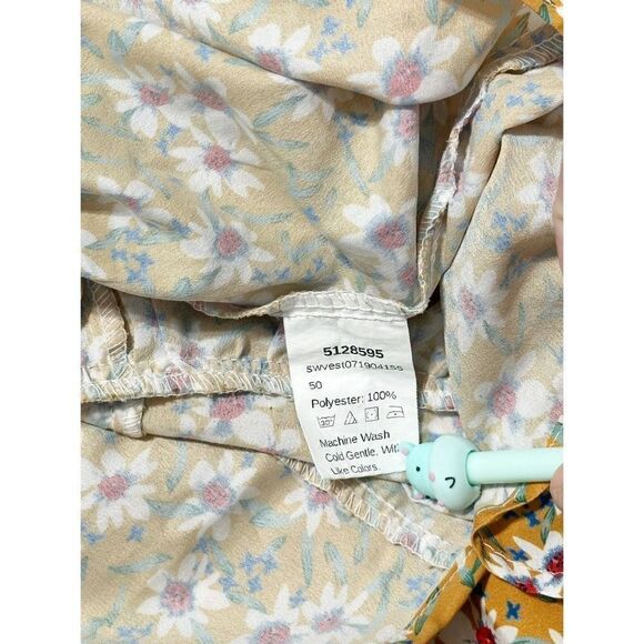 Shein Women's Sleeveless Floral Print Boho Peplum Cami Top Multi-Color Size 1XL - Picture 8 of 11